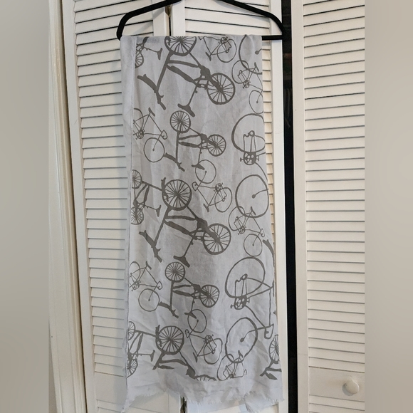 Bicycle print scarf - Picture 2 of 3